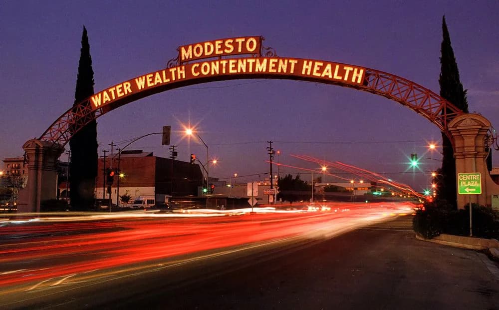 The Modesto Arch over I Street